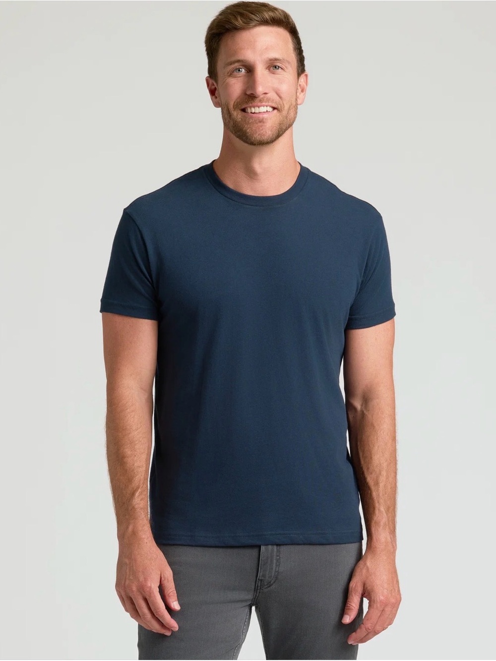 Men's TRUE CLASSIC Short Sleeve Crew Neck T-Shirt in Navy